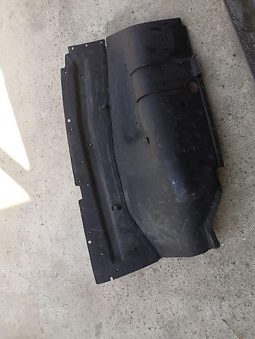 bmv e60 m5: Mühafizə altlığı (mator altı plastik qoruyucu panel) - Material — 1