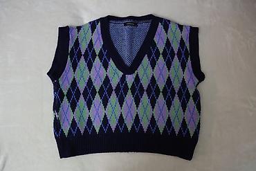 Üst geyimləri: Argentinalı naxışlı trikotaj jilet - Model: qolsuz, V-yaxalı jilet - — 1