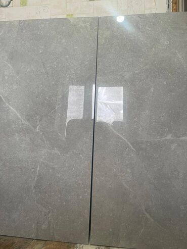 керамический нож: Продаю керамогранит, 3 штуки 20