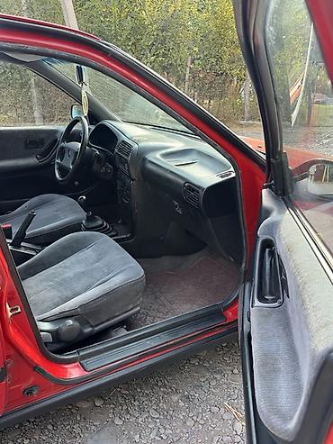 белорус 82 1: Nissan Sunny: 1991 г., 1.6 л, Кол менен иштөөчү, Бензин, Седан — 6