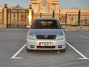 Toyota: Toyota Ipsum: 2002 г., 2.5 л, Бензин, Минивэн — 2