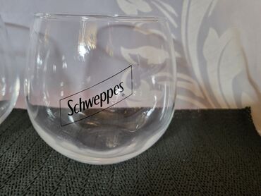 Čaše: Case nove za Schweppes. Nove case,sve na casama odsjaj od svetla na lalafo.rs — 9 Čaše: Case nove za Schweppes. Nove case,sve na casama odsjaj od svetla — 9
