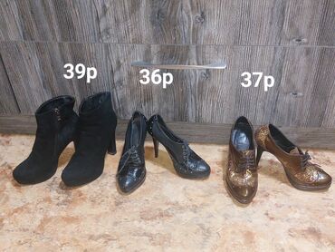 женская обувь 41: Женские обуви Цена туфли 50 сапоги по 100сом