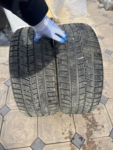 Шины: Шины 245 / 40 / R 18, Зима, Б/у, Комплект, Легковые, Корея, Jinyu — 4