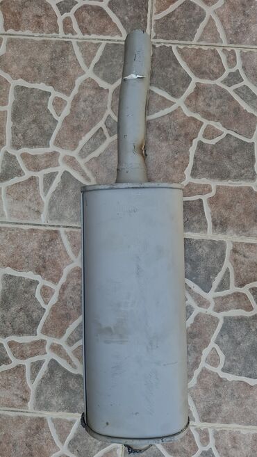 Salam.Yenidir İşlənməyib. Qaz 3110 dur. Fikri ciddi olanlar, Əlaqə