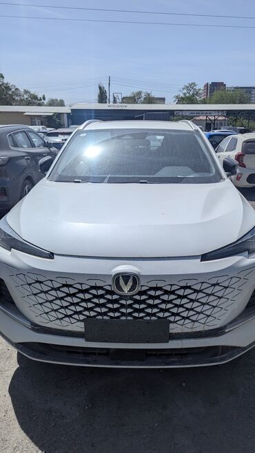 продажа китайских автомобилей: Changan CS55 Plus: 1.5 л, Робот, Бензин, Кроссовер