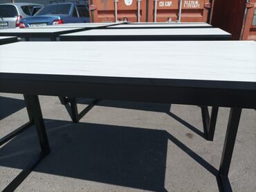 Письменные столы: Письменный стол — 3