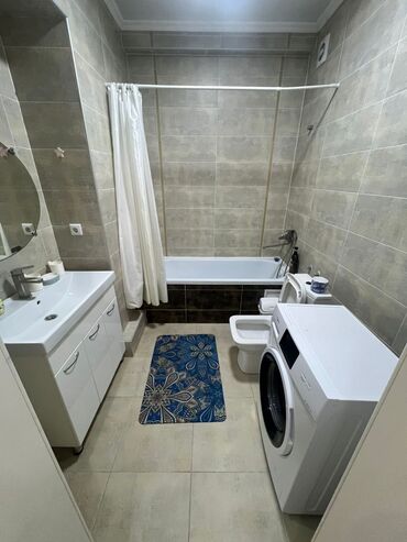 Посуточная аренда квартир: 3 комнаты, Душевая кабина, Постельное белье, Кондиционер — 8