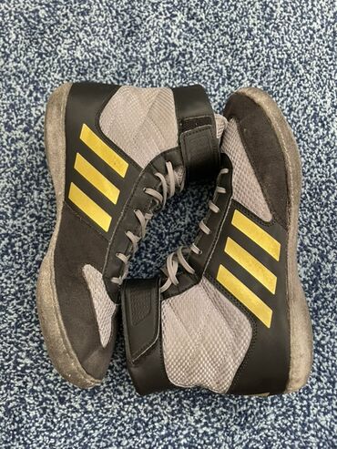 рабочие кроссовки: Мужские кроссовки, 39, Adidas, Б/у, цвет - Серый, Самовывоз