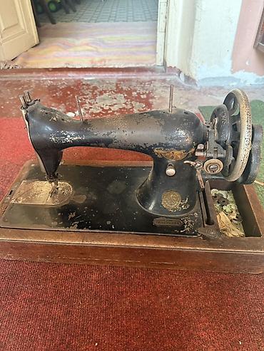 Antik Singer tikiş maşını - Brend: The Singer Manufacturing Co. -