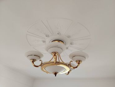 Köhnə tikili: Bakı, 8-ci kilometr, 3 otaqlı, Köhnə tikili, m. Xalqlar Dostluğu, 70 kv. m — 2