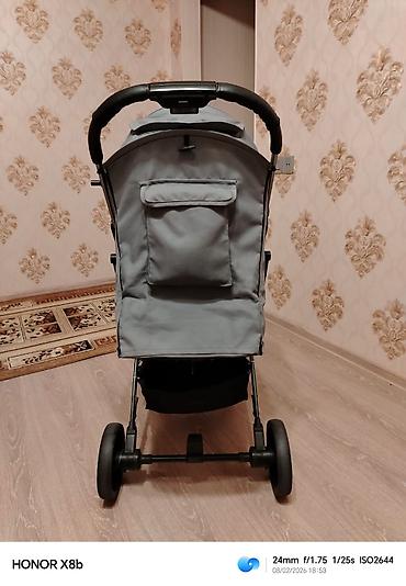 Gəzinti arabaları: DilKalyasqa satilir 50 azn Funksiyalidir. Uzanili oturaq olur. Çxolu — 8