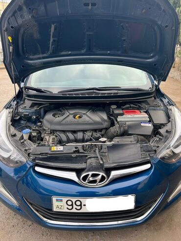 intim: Hyundai Elantra: 1.8 l. | 2014 il | Sedan