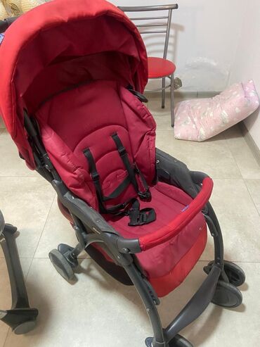 uşaq toxunma kostyumlar: Klassik gəzinti arabası, Chicco, İşlənmiş