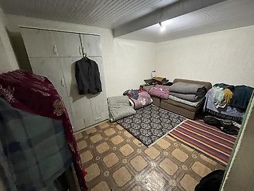 Продажа коттеджей и домов: Продается частный дом С Бизнесом 3 квартиры Адрес: ж/м Кара- Жыгач — 12