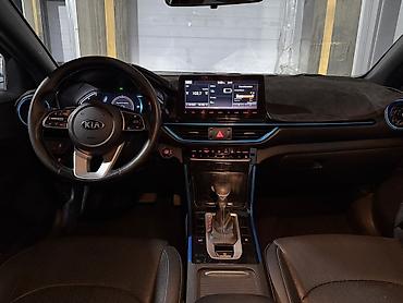 Продажа авто: Kia K3: 2020 г., 1.6 л, Автомат, Электромобиль, Седан — 8