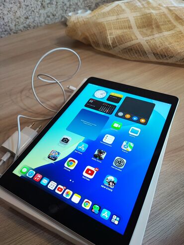 петличный микрофон купить: Планшет, Apple, память 64 ГБ, 10" - 11", Wi-Fi, Б/у, цвет - Серебристый