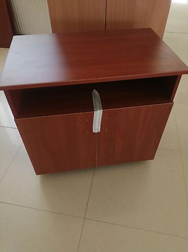 Ofis mebeli: Müdür kabineti masasi ofis dəsti. Kabinet dəsti stullar, stollar, Kafe — 2
