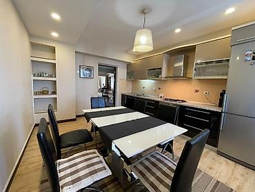 Продажа квартир: 4 комнаты, 220 м², Элитка, 7 этаж, Евроремонт at lalafo.kg — 13 Продажа квартир: 4 комнаты, 220 м², Элитка, 7 этаж, Евроремонт — 13