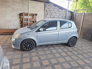 адисей машина: Toyota Yaris: 2005 г., 1 л, Автомат, Бензин, Седан — 2