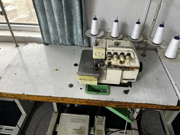 Швейные машины: Швейная машина Yamata, Полуавтомат