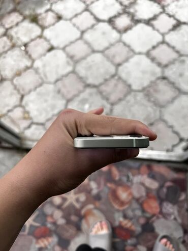 ищу айфон: IPhone 12 mini, Старлайт