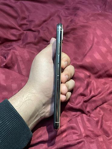 Apple iPhone: IPhone Xs, Б/у, 256 ГБ, Золотой, Чехол, 72 % — 2