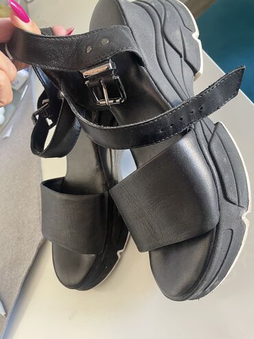ženske čizme planika: Sandals, 39