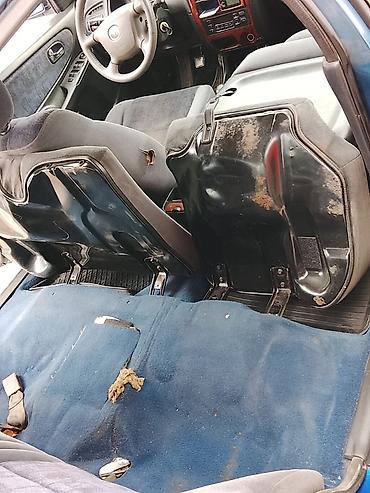 Продажа авто: Mazda 626: 1998 г., 2 л, Механика, Бензин, Седан — 10