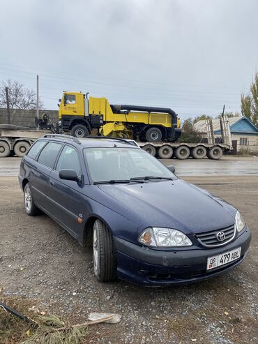 эски машына: Toyota Avensis: 2000 г., 2 л, Механика, Дизель, Универсал