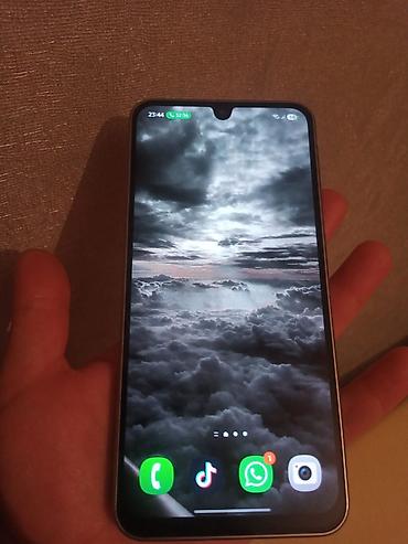 iphone adaptor: Samsung Galaxy A17, 128 GB, rəng - Gümüşü, Face ID — 3