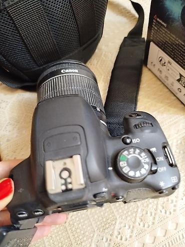 canon eos 70d: Canon EOS 700D DSLR fotoaparat + Canon EF-S 18-55mm f/3.5-5.6 IS STM — 2