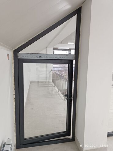 Алюминиевые окна на заказ: Стеклянные перегородки с алюминиевым профилем, идеально подходящие для — 8