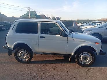 ЛуАЗ: ВАЗ (ЛАДА) 4x4 Niva: 2015 г., 1.7 л, Жол тандабас — 2