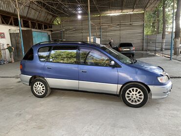 срочно продать машину: Toyota Ipsum: 1996 г., 2 л, Автоматические, Бензин, Минивэн