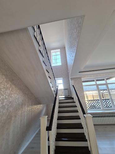 Продажа коттеджей и домов: 💎СРОЧНО ПРОДАЕТСЯ ДВУХЭТАЖНЫЙ ДОМ 🏘️Район: Кок жар Ж\М 📊Состояние — 7