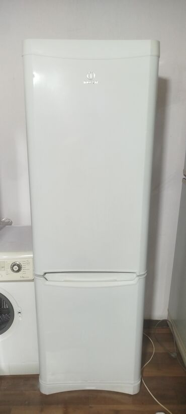 soyuducu isdenmis: İşlənmiş 2 qapılı Indesit Soyuducu Satılır, rəng - Boz, Təkərli
