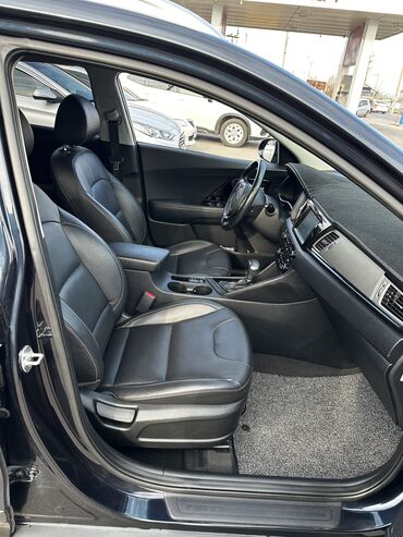 Kia: Kia Niro: 2019 г., 1.6 л, Автомат, Гибрид, Кроссовер — 9