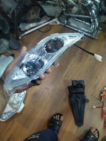 Faralar: Komplekt, Yaxın və uzaq vuran işıqlar — 17