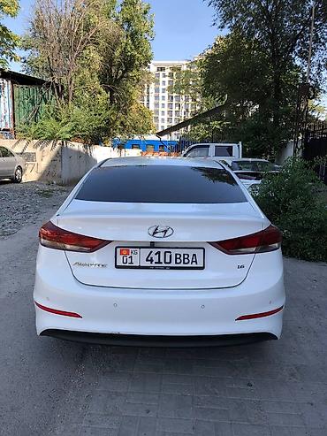 e6 3: Hyundai Avante: 2018 г., 1.6 л, Автомат, Бензин, Седан — 4