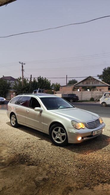 мер 220: Mercedes-Benz 220: 2002 г., 2.2 л, Автомат, Дизель, Универсал