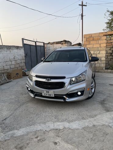 4 göz maşın: Chevrolet Cruze: 1.4 l | 2015 il | 218177 km Sedan