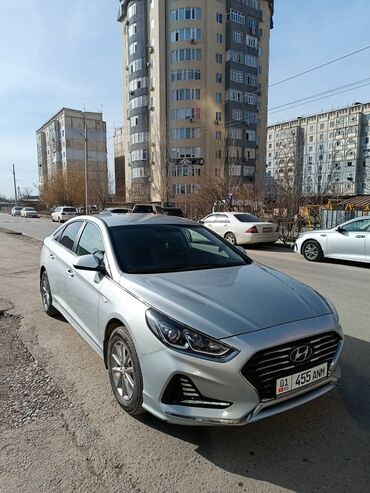 Hyundai Sonata: 2018 г., 2 л, Автомат, Газ, Седан