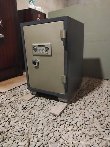 Seyflər: Seyf ucuz. Seyf Türk zavod malı. Seyf silah saxlamaq üçün böyük — 19