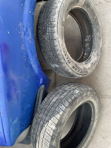 авто колпак: Продаю два больна R16 205.60
R16 215.60
1500тыс за шину