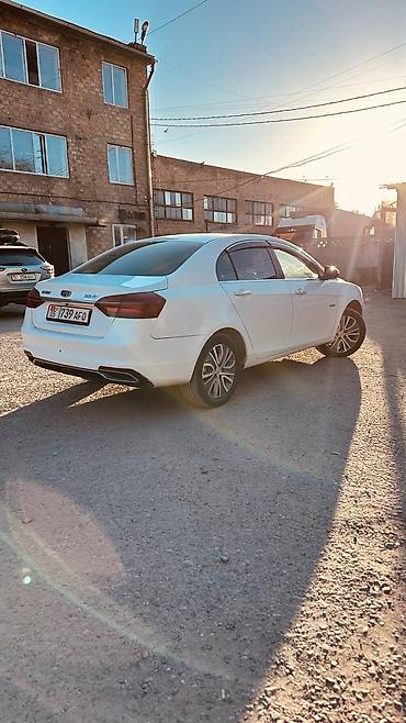 byd yuan up transcendent: Geely Emgrand EV: 2018 г., 1.5 л, Автомат, Электромобиль, Седан — 8