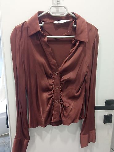 pull bear: Блузка, Однотонный, Укороченная модель — 1