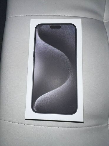 crni sako pro srebrnim nit: IPhone 15 Pro Max, 256 GB, Wireless charger, Face ID