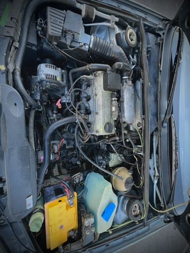 Volkswagen: Volkswagen Passat Variant: 1994 г., 2 л, Механика, Бензин, Универсал — 20