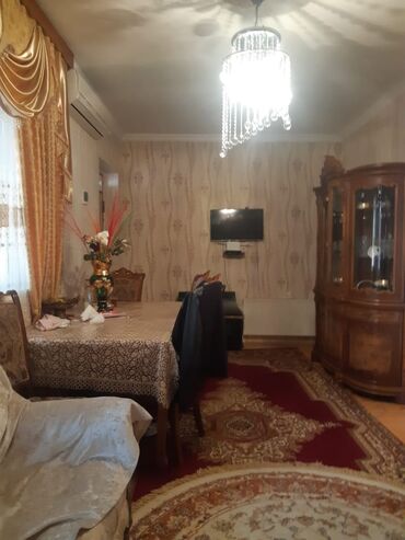 загородный дом с гаражом: Поселок Бинагади 3 комнаты, 95 м², Нет кредита, Свежий ремонт